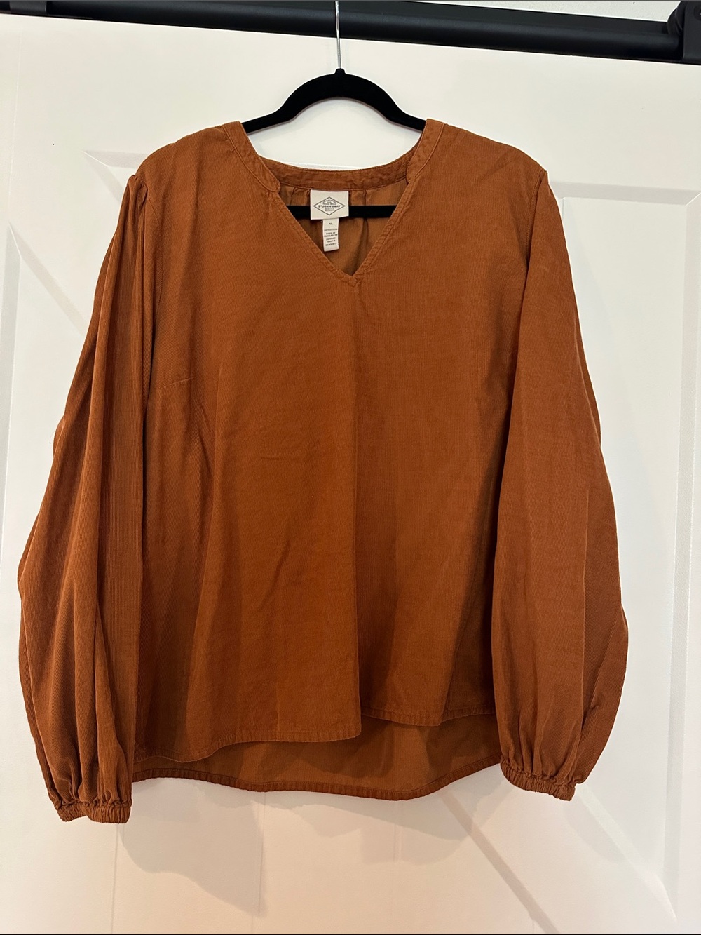 St. John's Bay Rust V-Neck Balloon Sleeve Blouse